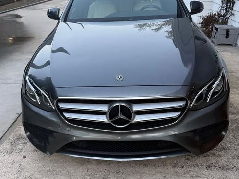 Used 2020 Mercedes-Benz E 350 E 350 Sedan 4D image 4