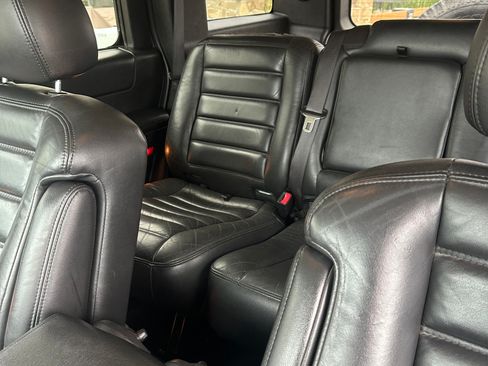 Used 2006 HUMMER H2 image 8