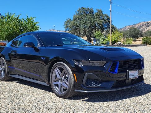 Used 2024 Ford Mustang GT Premium RWD image 1