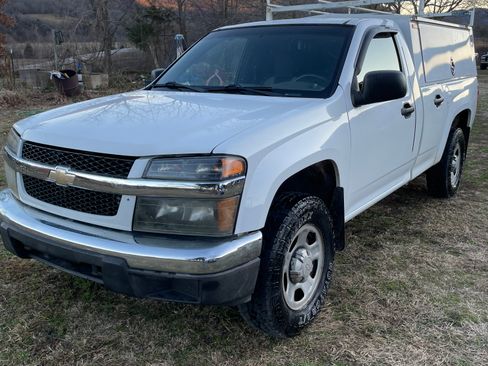 Used 2010 Chevrolet Colorado W/T w/ Mid Box Prep Package image 1