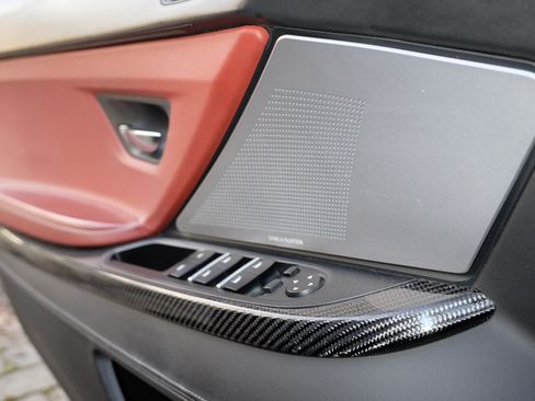 Used 2016 BMW M6 Convertible image 19