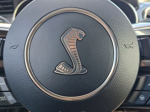 Used 2020 Ford Mustang Shelby GT350 w/ Technology Package image 10