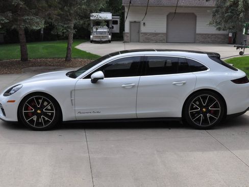 Used 2018 Porsche Panamera Turbo Sport Turismo AWD/4WD image 4