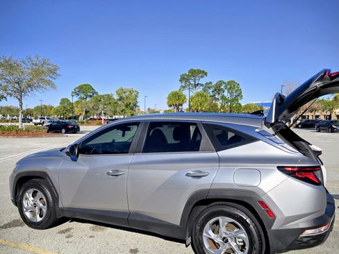 Used 2022 Hyundai Tucson SE image 10