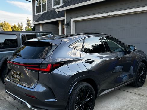 Used 2024 Lexus NX 450h+ F Sport image 2