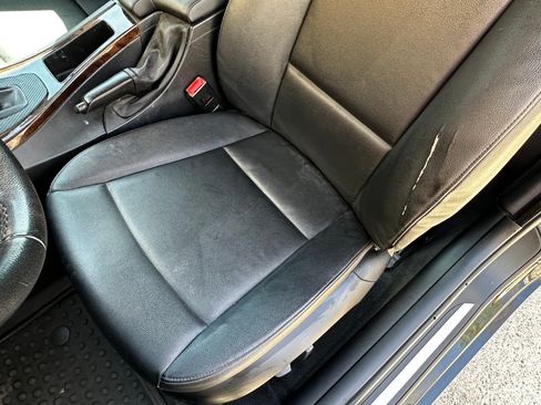 Used 2010 BMW 328i xDrive Coupe image 15