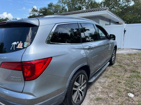 Used 2016 Honda Pilot Touring image 17
