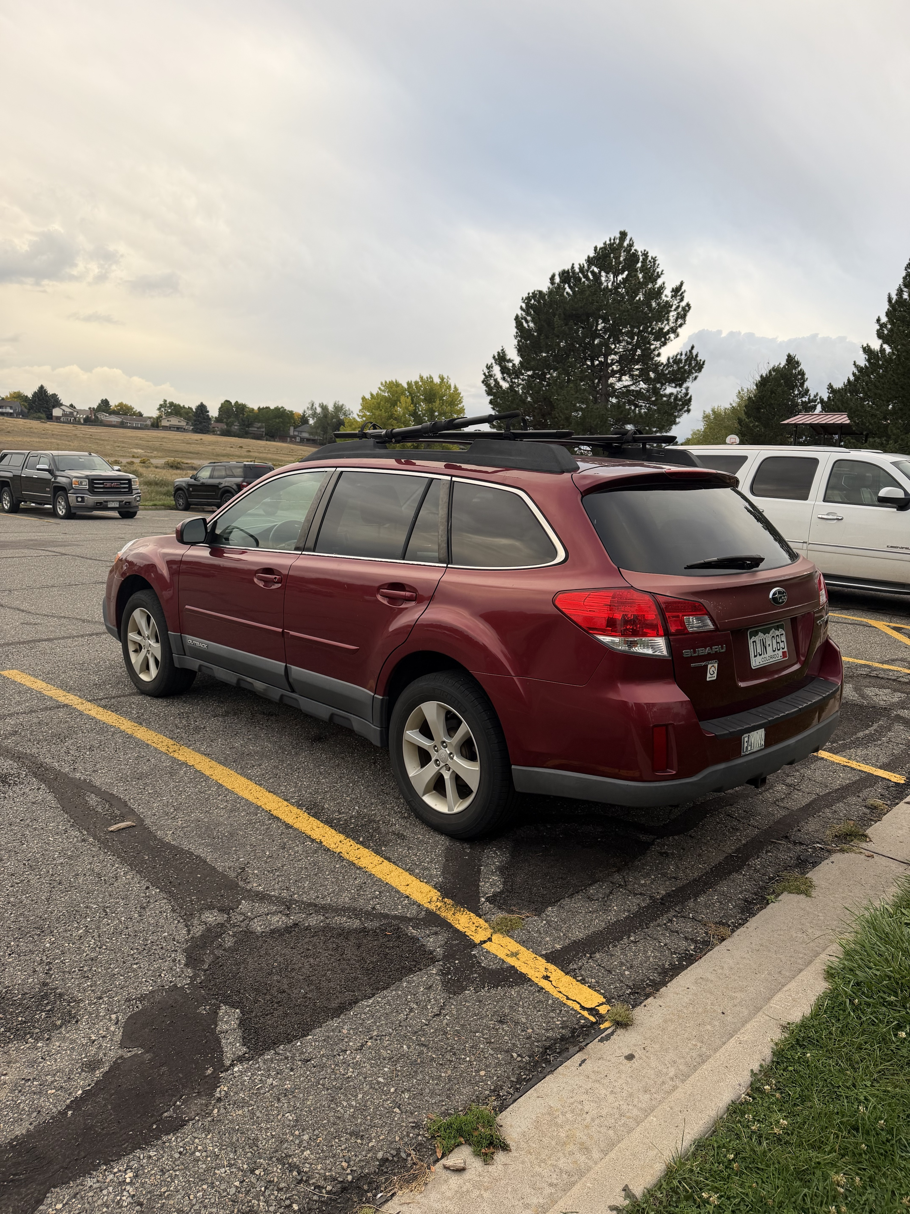 Used 2013 Subaru Outback 2.5i Premium AWD/4WD image 6