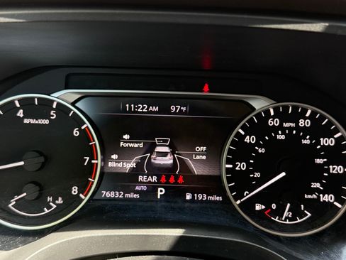 Used 2021 Nissan Rogue SV AWD/4WD image 10