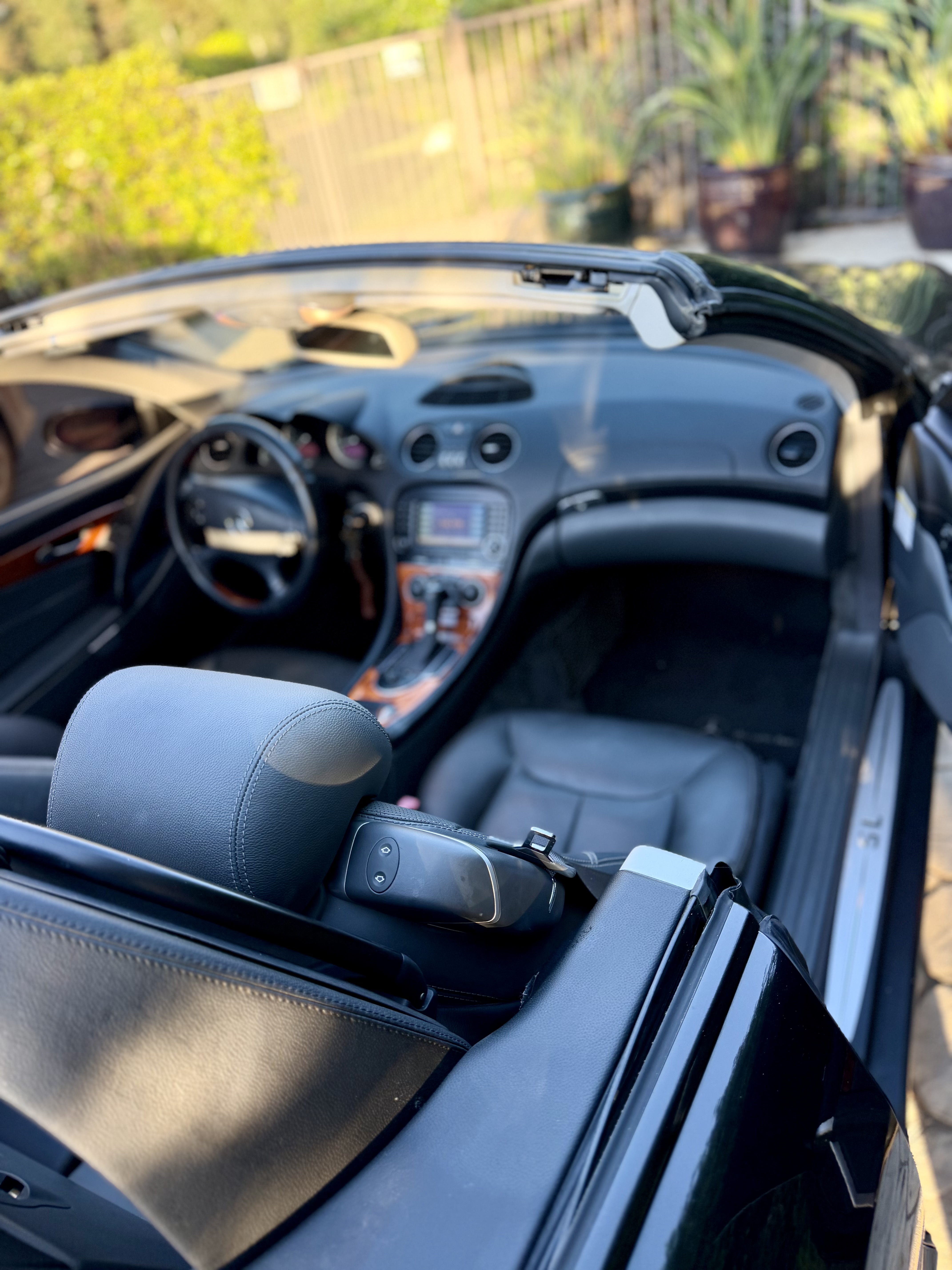 Used 2005 Mercedes-Benz SL 500 image 4