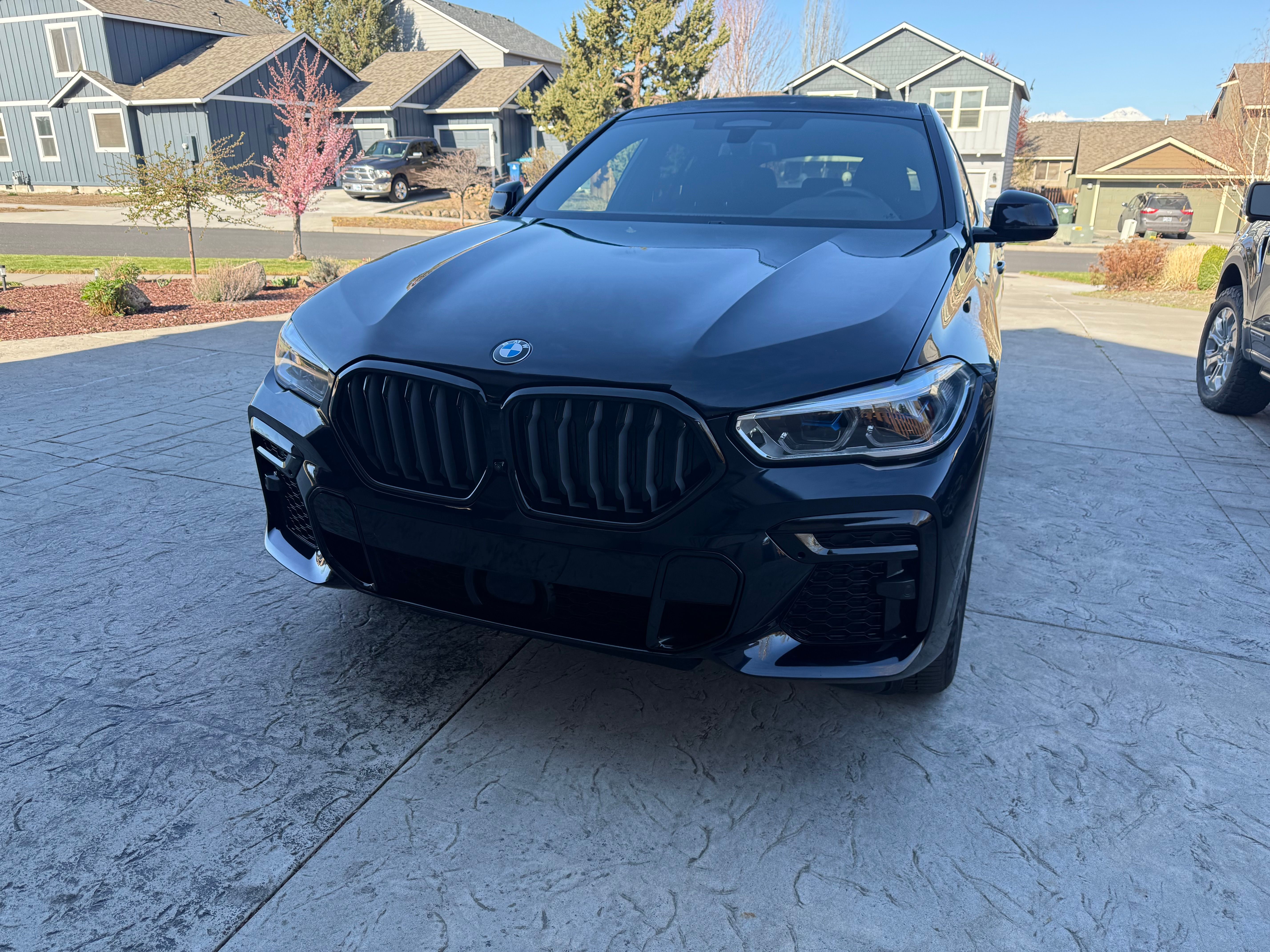 Used 2023 BMW X6 M50i w/ Executive Package AWD/4WD image 2