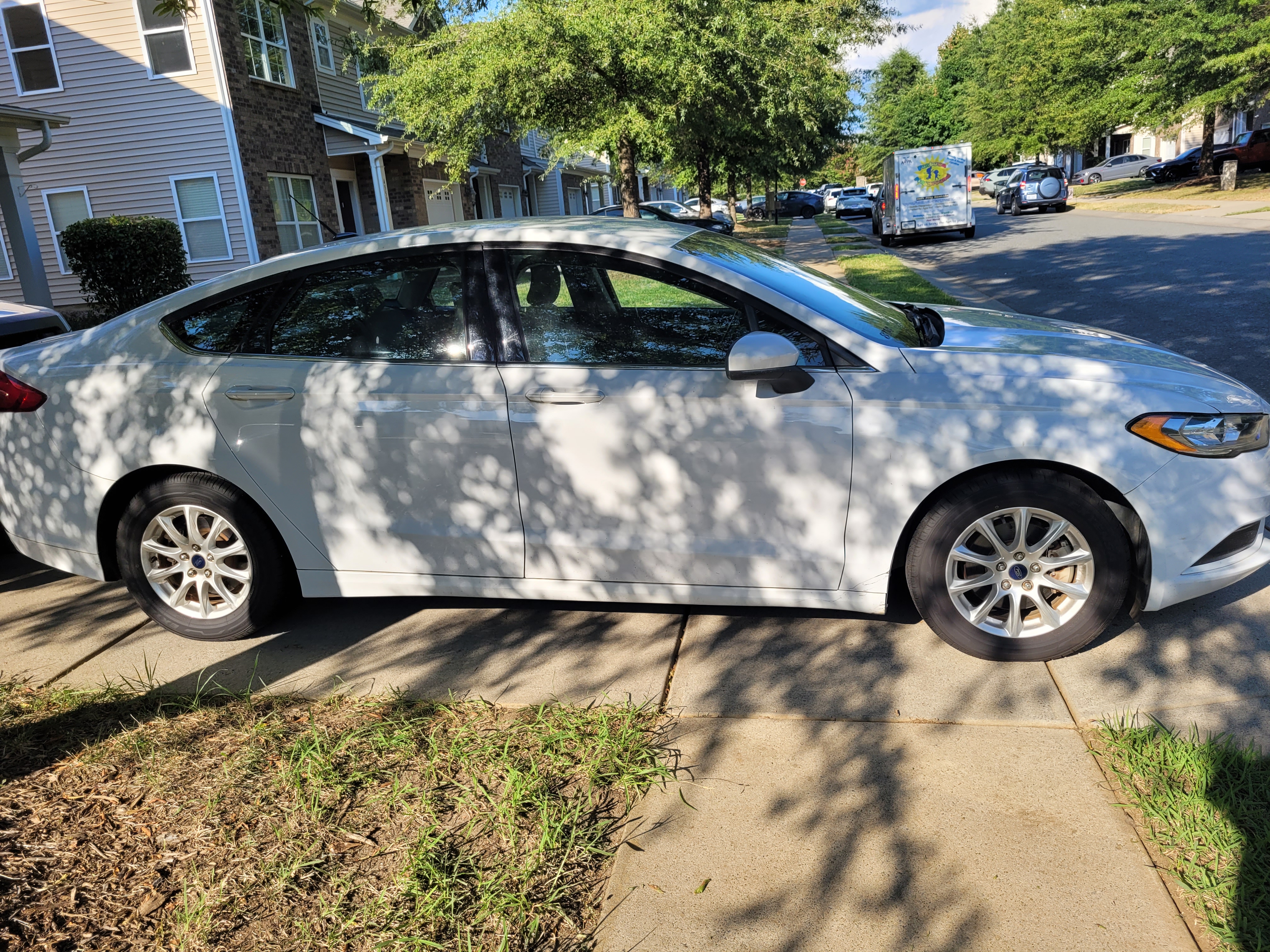 Used 2017 Ford Fusion S FWD image 9