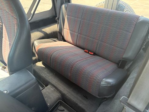 Used 1999 Jeep Wrangler Sport AWD/4WD image 16