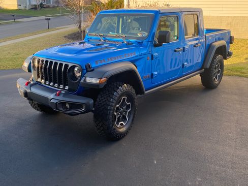 Used 2022 Jeep Gladiator Rubicon w/ Cold Weather Group image 8