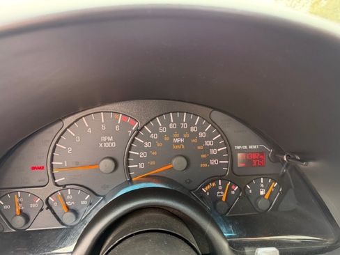 Used 2002 Pontiac Firebird Coupe 2D w/ Opt Pkg image 11