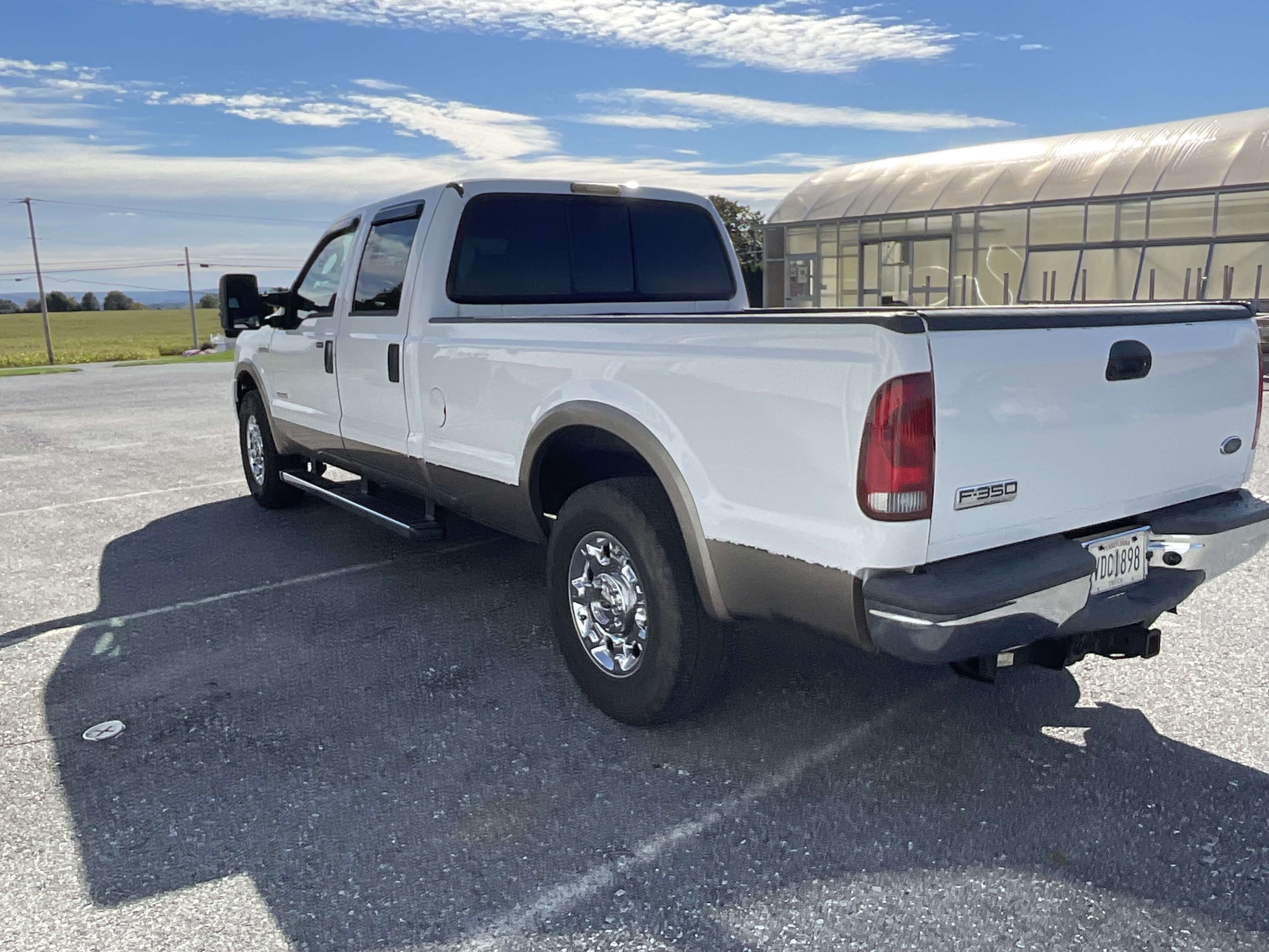 Used 2006 Ford F350 Lariat RWD image 8