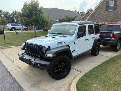 Used 2023 Jeep Wrangler Unlimited Sport AWD/4WD image 1