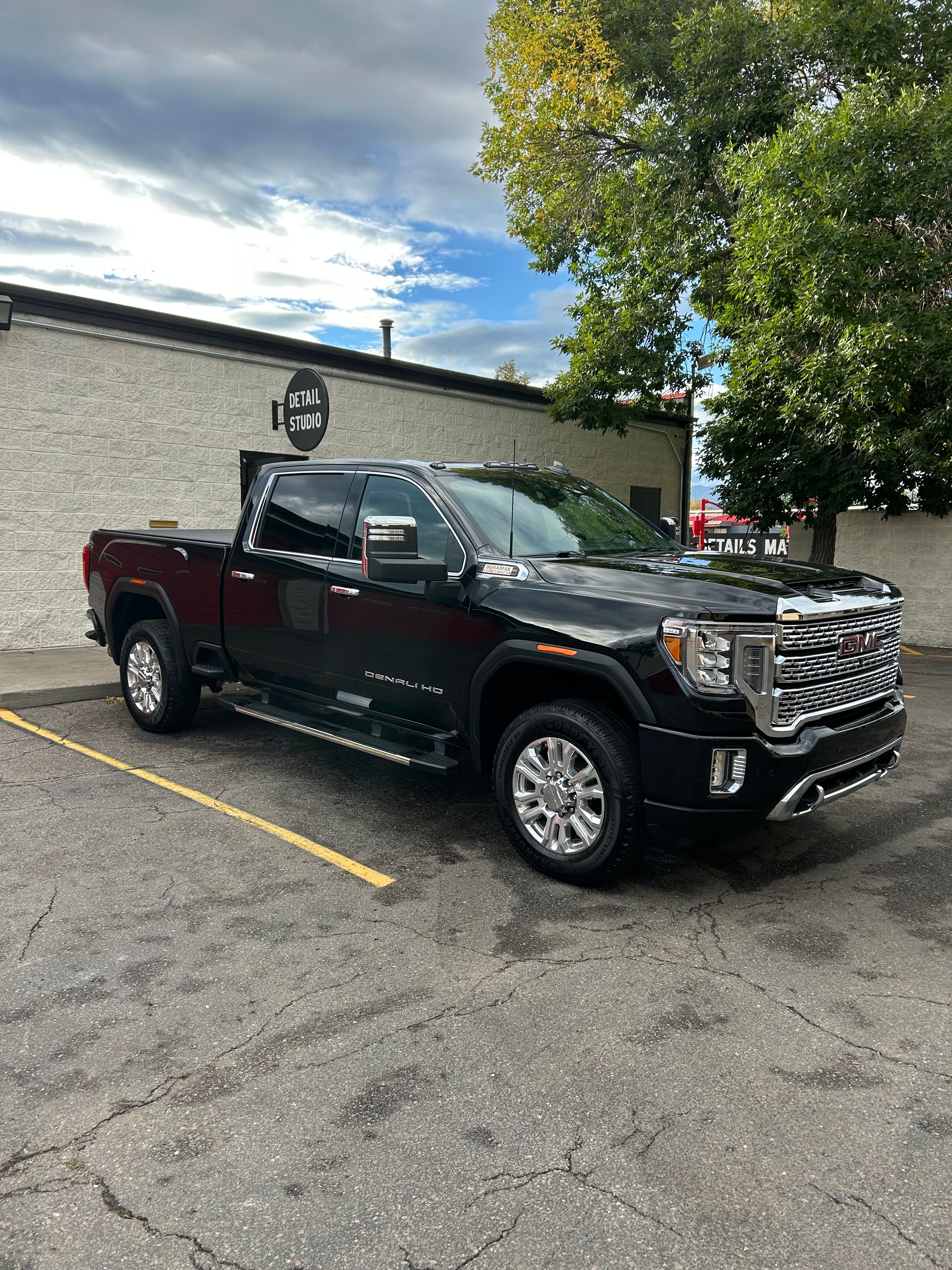 Used 2022 GMC Sierra 2500 Denali w/ Technology Package AWD/4WD image 5