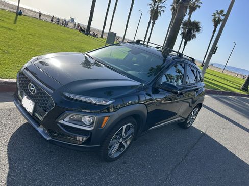 Used 2021 Hyundai Kona Limited w/ Cargo Package image 1