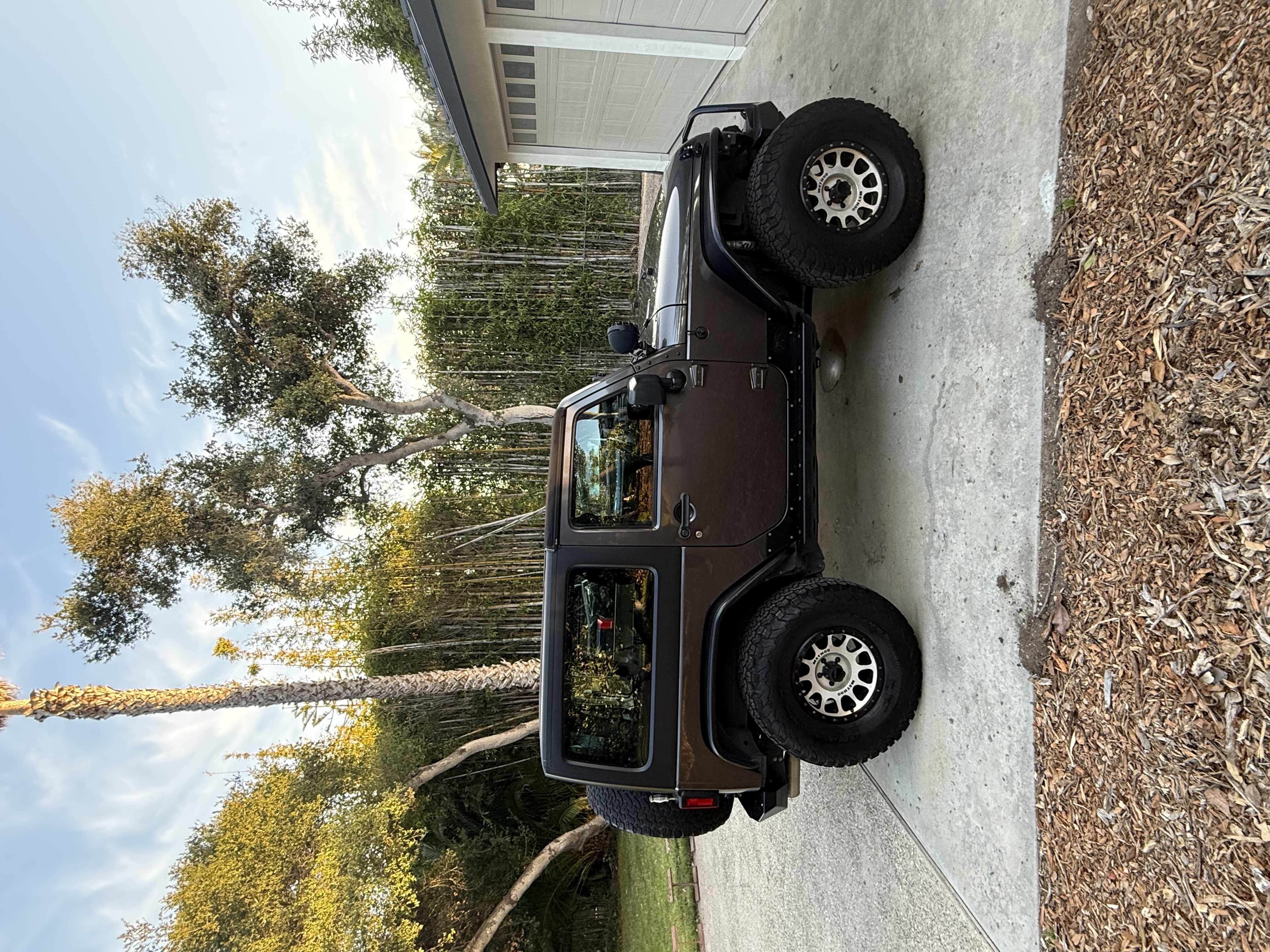 Used 2016 Jeep Wrangler Sport w/ Quick Order Package 24S AWD/4WD image 8