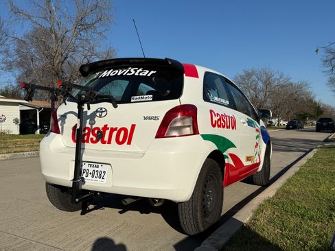 Used 2007 Toyota Yaris 2-Door Hatchback image 4