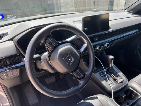Used 2024 Honda CR-V Sport Touring image 5