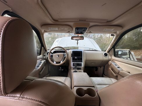 Used 2007 Mercury Mountaineer Premier image 16
