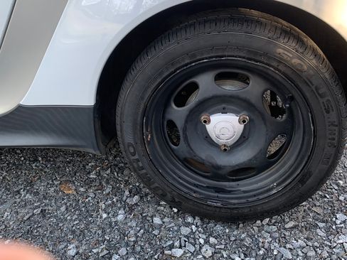 Used 2014 smart fortwo passion image 26