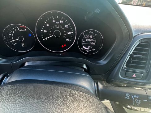 Used 2020 Honda HR-V Sport image 15