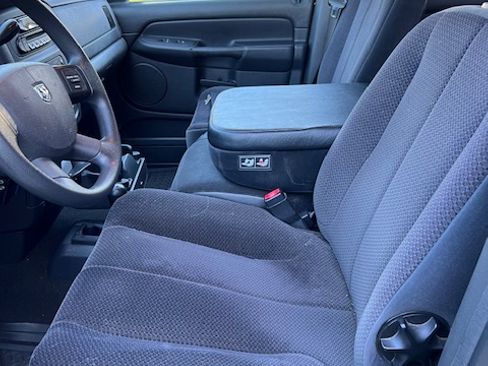 Used 2005 Dodge Ram 2500 Truck SLT w/ Trailer Tow Group image 16