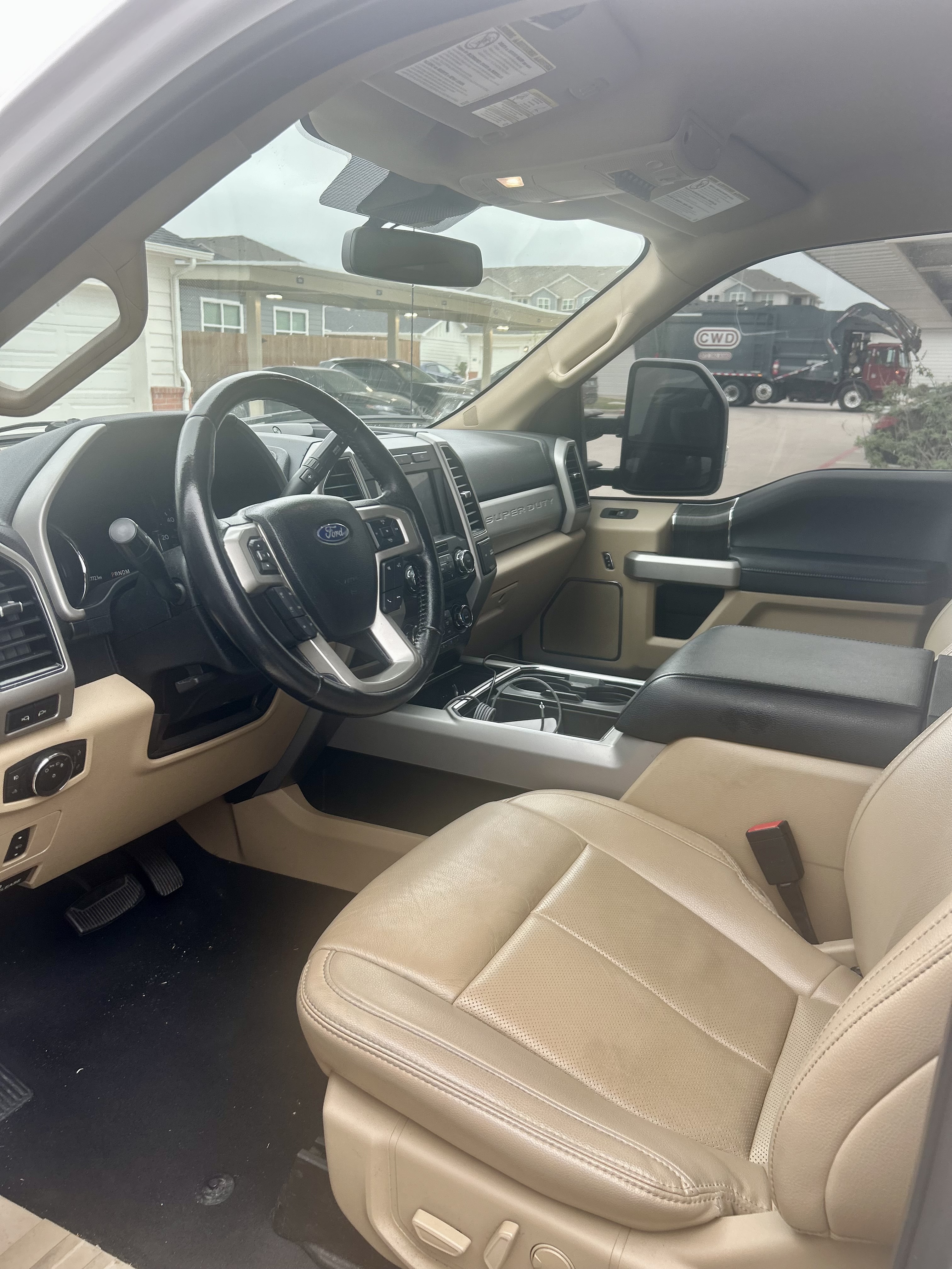 Used 2021 Ford F350 Lariat w/ Lariat Value Package AWD/4WD image 9