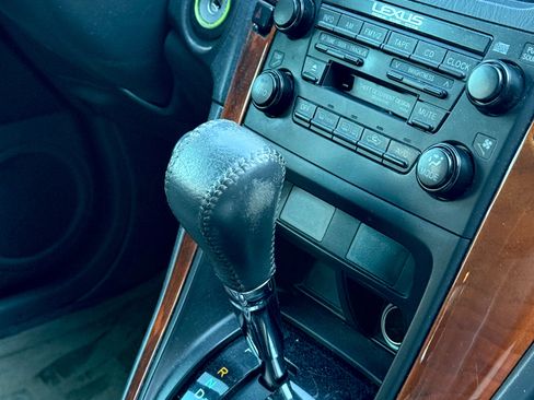 Used 2000 Lexus RX 300 4WD image 12