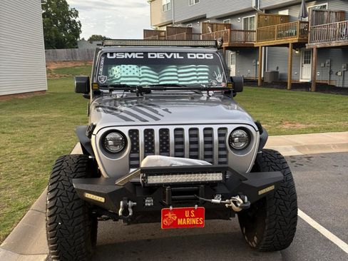 Used 2018 Jeep Wrangler Unlimited Sport image 21