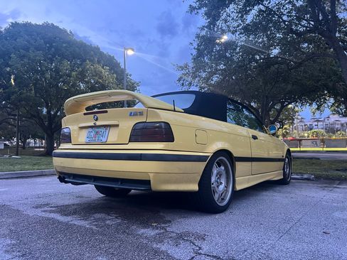 Used 1999 BMW M3 Convertible RWD image 5