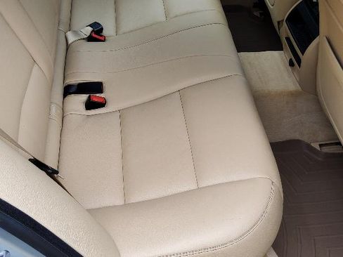 Used 2015 BMW 528i xDrive Sedan image 4