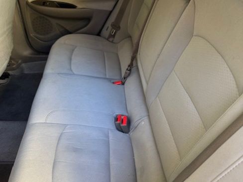 Used 2017 Chevrolet Malibu LT image 17