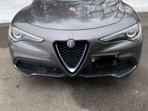 Used 2019 Alfa Romeo Stelvio Ti image 1