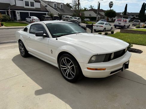 Used 2008 Ford Mustang Premium image 1
