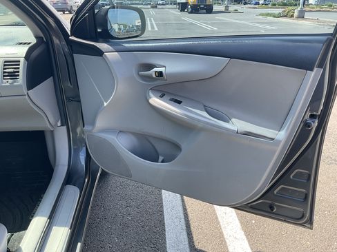 Used 2013 Toyota Corolla LE w/ Premium Complete Pkg image 14