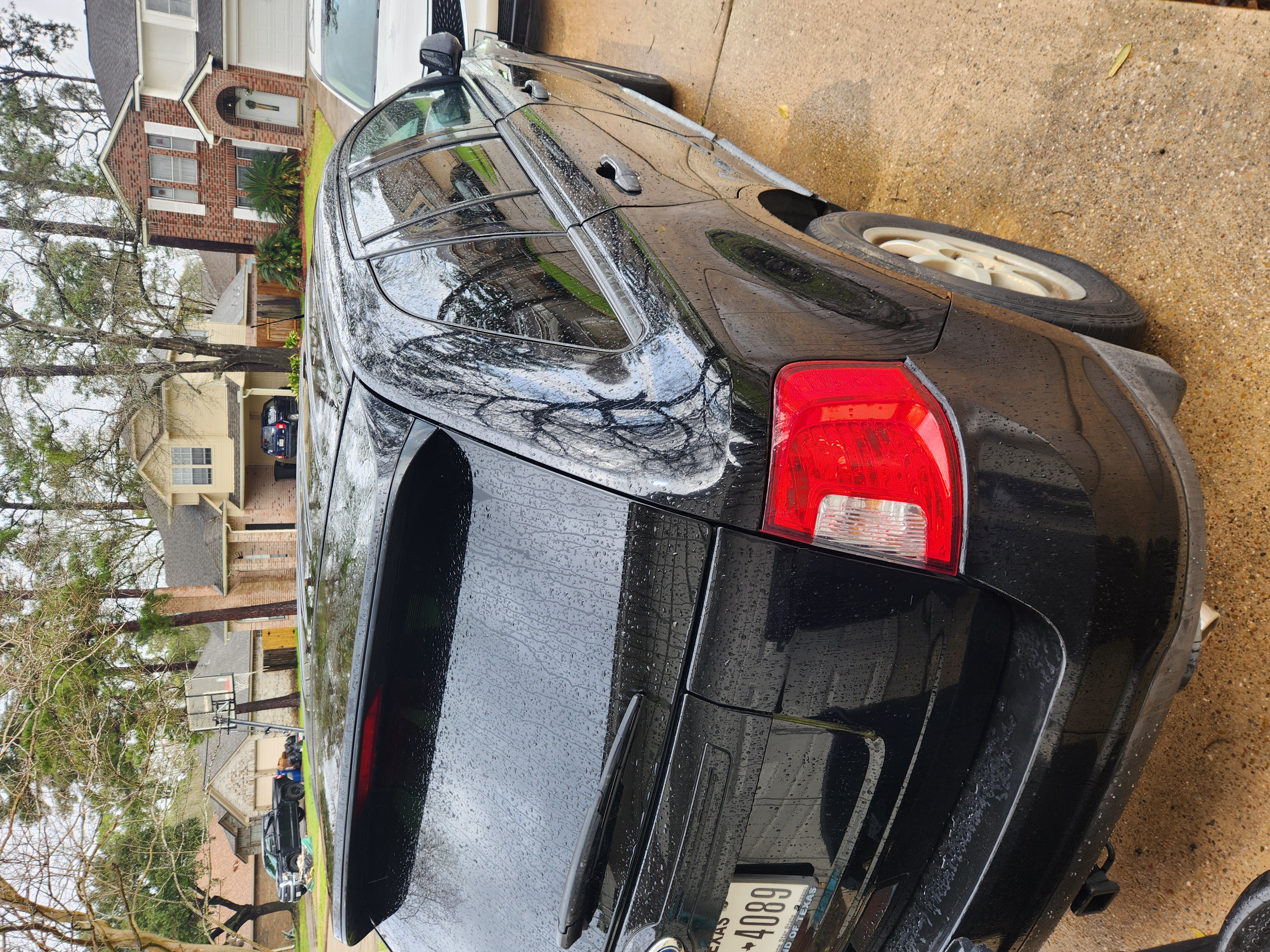 Used 2012 Ford Edge SE FWD image 4