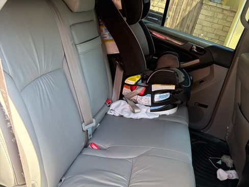 Used 2007 Toyota 4Runner Limited image 10