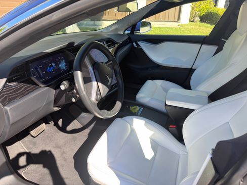 Used 2021 Tesla Model S Long Range Plus image 6