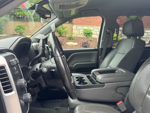 Used 2015 GMC Sierra 1500 SLT w/ SLT Crew Cab Value Package image 9