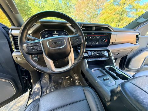 Used 2024 GMC Sierra 2500 Denali w/ Denali Reserve Package image 13