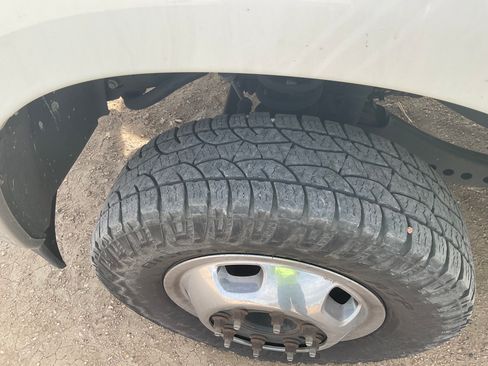 Used 2020 RAM 3500 Tradesman image 12