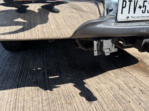 Used 2003 Ford F250 XLT image 6