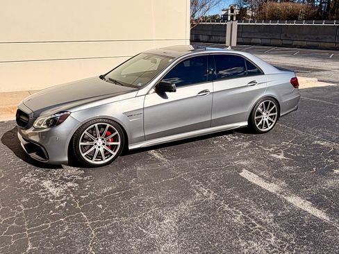 Used 2014 Mercedes-Benz E 63 AMG 4MATIC Sedan image 13