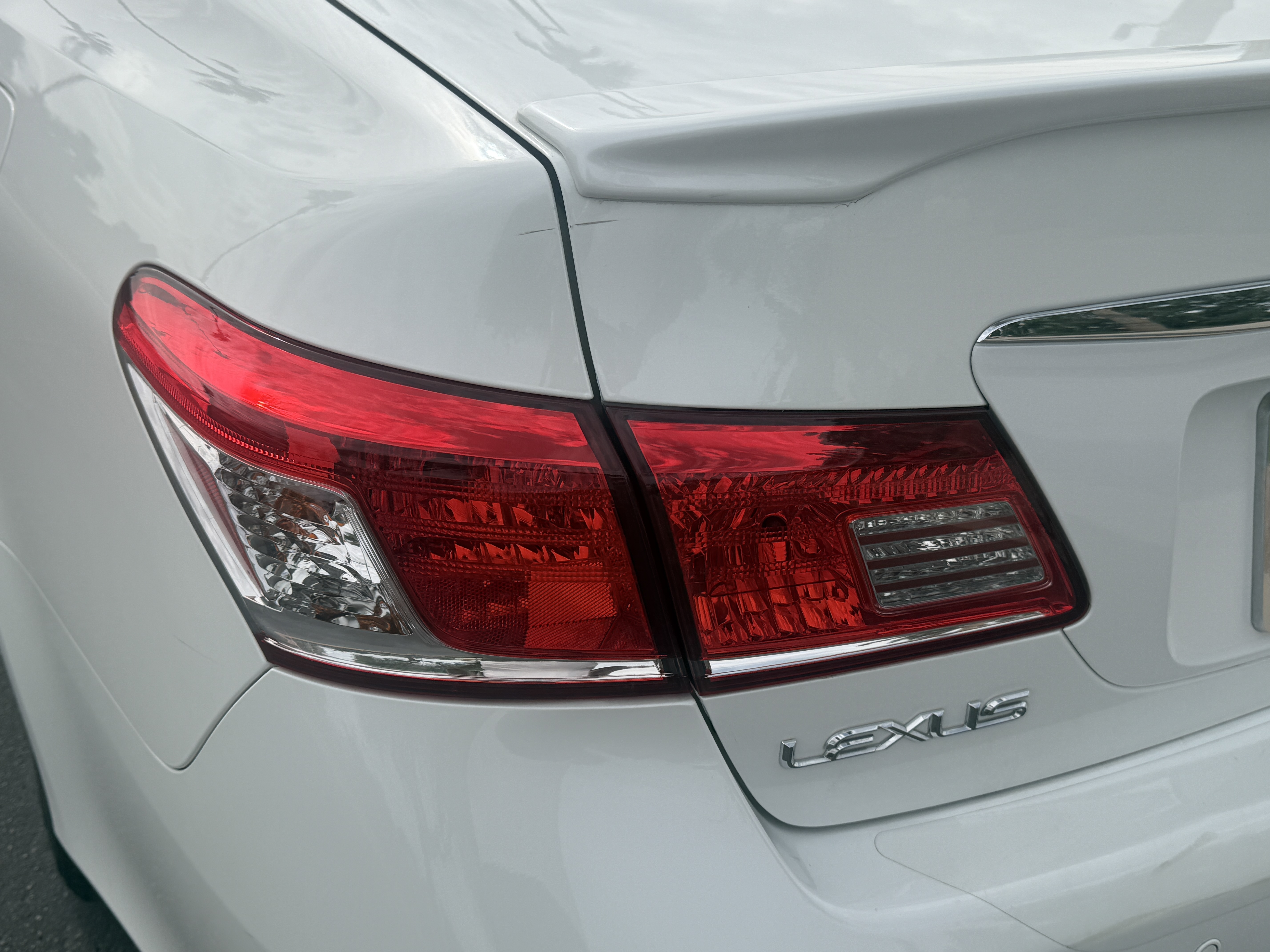 Used 2010 Lexus ES 350 FWD image 25
