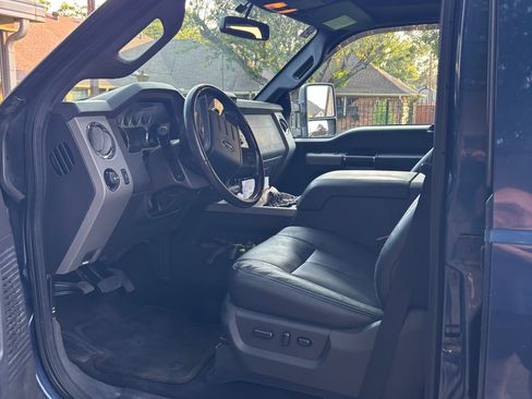 Used 2016 Ford F250 Lariat w/ Lariat Ultimate Package AWD/4WD image 7