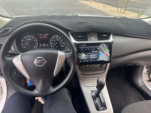 Used 2013 Nissan Sentra S image 6